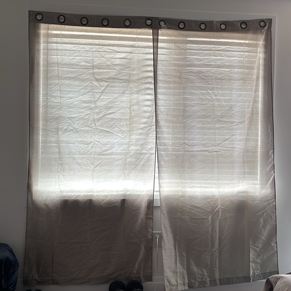 Elegant sheer  Grommet Curtain Panel - Picture 12 of 13